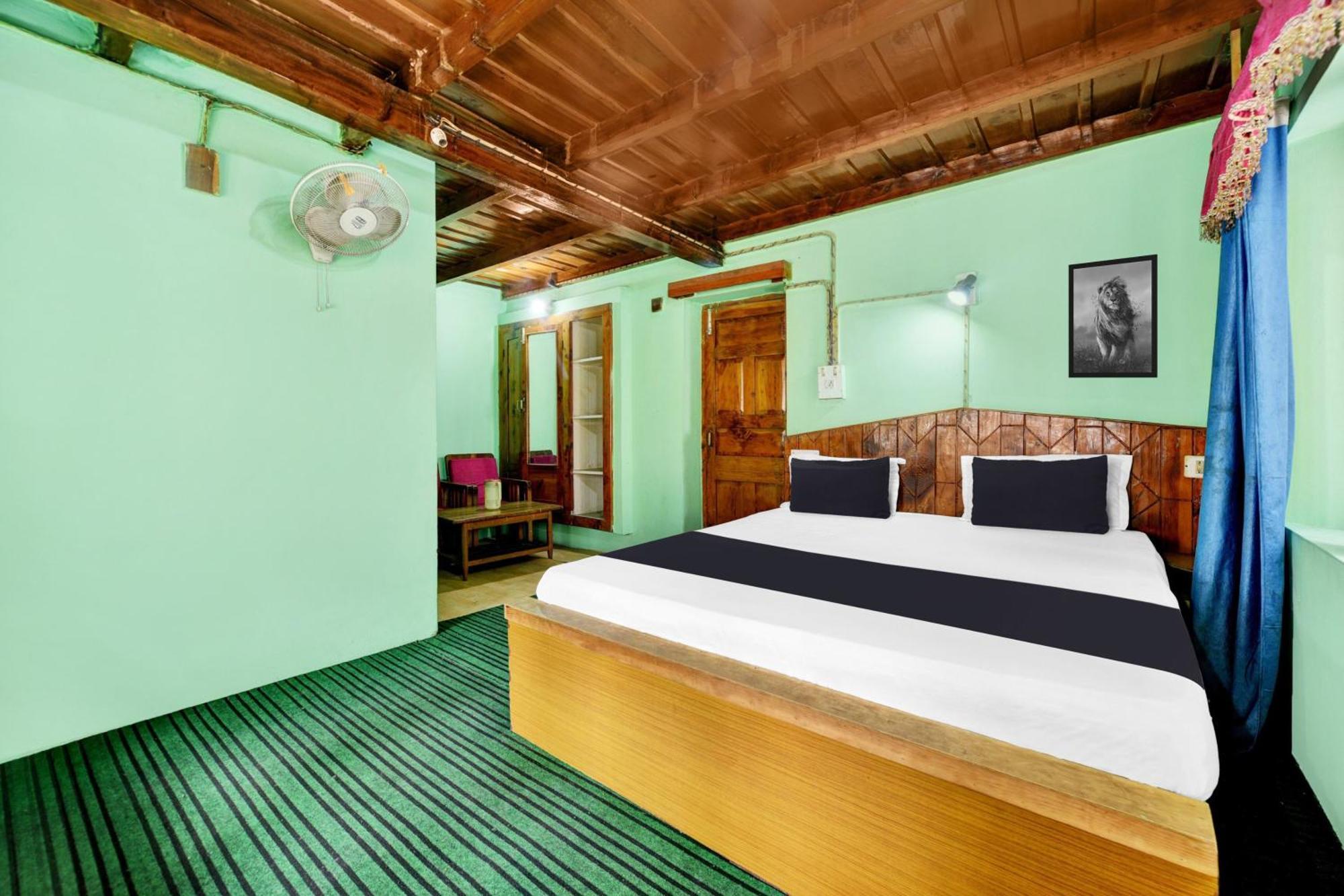 Hotel O Chaman Manāli Kültér fotó