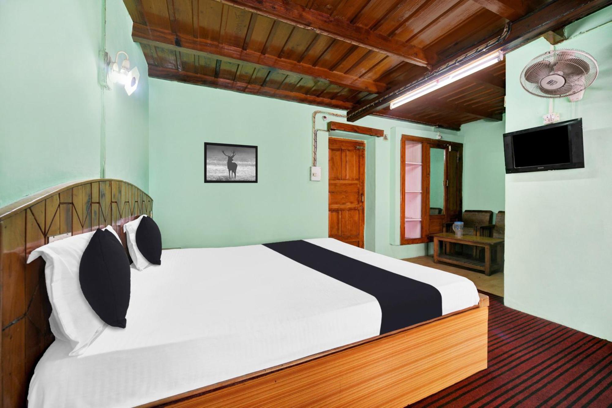 Hotel O Chaman Manāli Kültér fotó