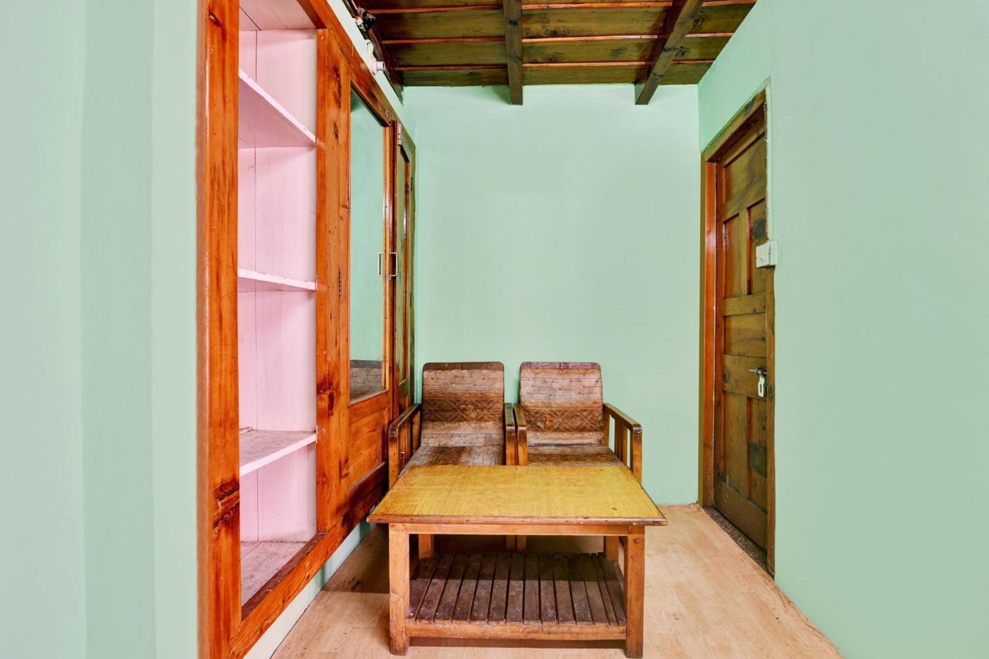 Hotel O Chaman Manāli Kültér fotó